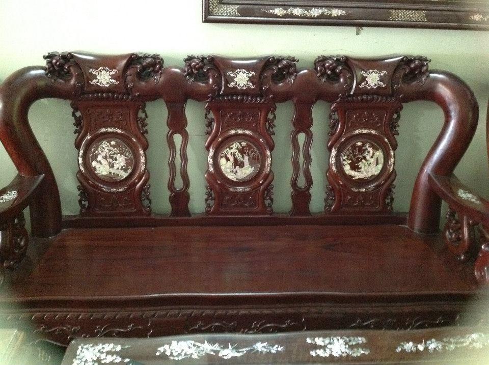 Bàn ghế cẩn ốc xà cừ 