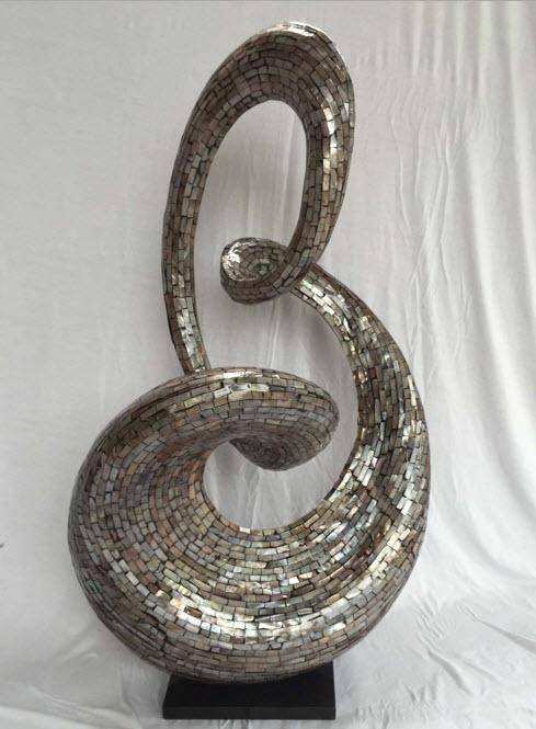 Sơn mài cẩn vỏ trứng tại Bình Dương