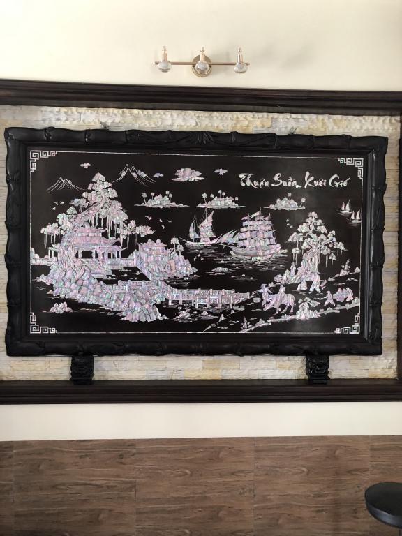 Tranh cẩn ốc xà cừ Thuận buồm xuôi gió